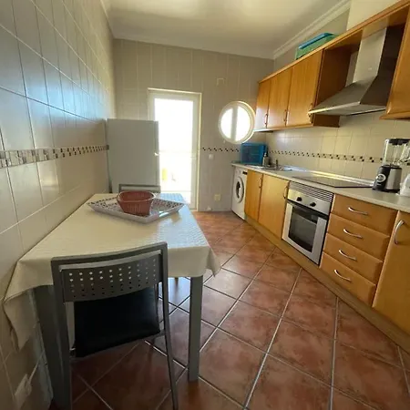 2 Bedrooms Vale Parra Praia Da Galé In A Privat Condomínio Guia (Faro)